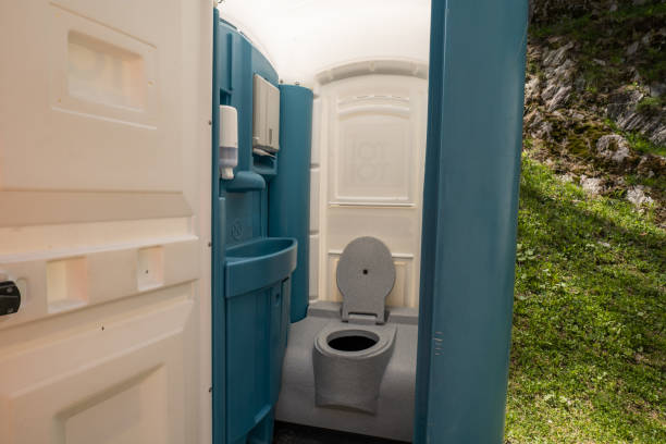 Best Wedding porta potty rental  in Monfort Heights, OH